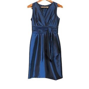 JS Boutique navy dress. Fully lined.